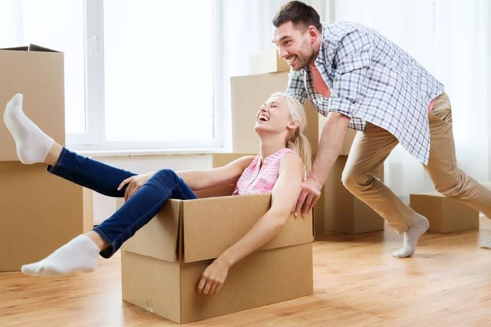 A list of helpful tips for moving house with a partner